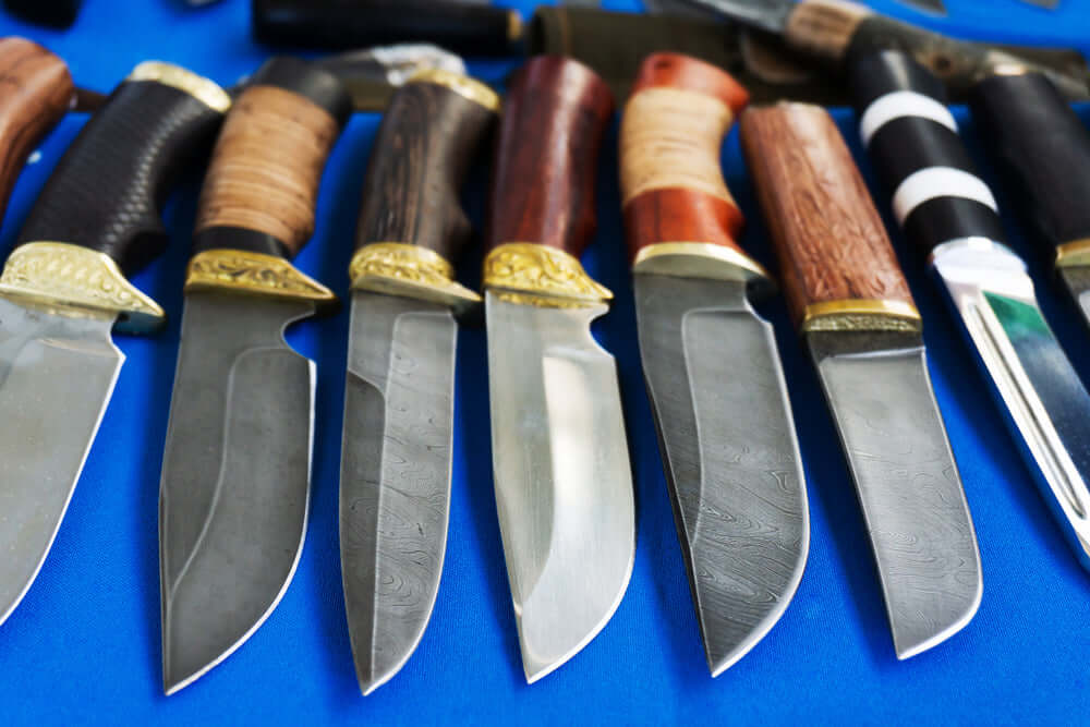 8 Ways to Use a Bushcraft Knife to Survive in the Wild